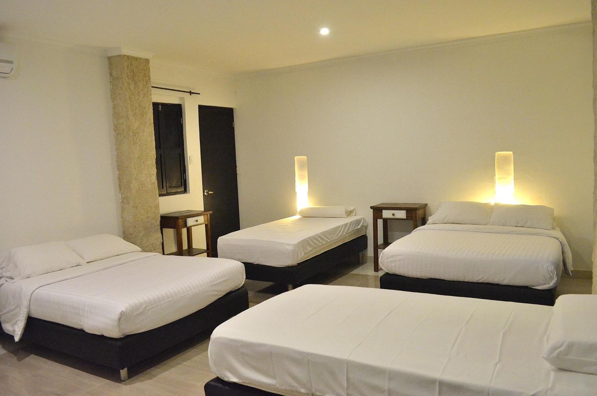 Hotel Galeria La Trinidad Cartagena Room photo